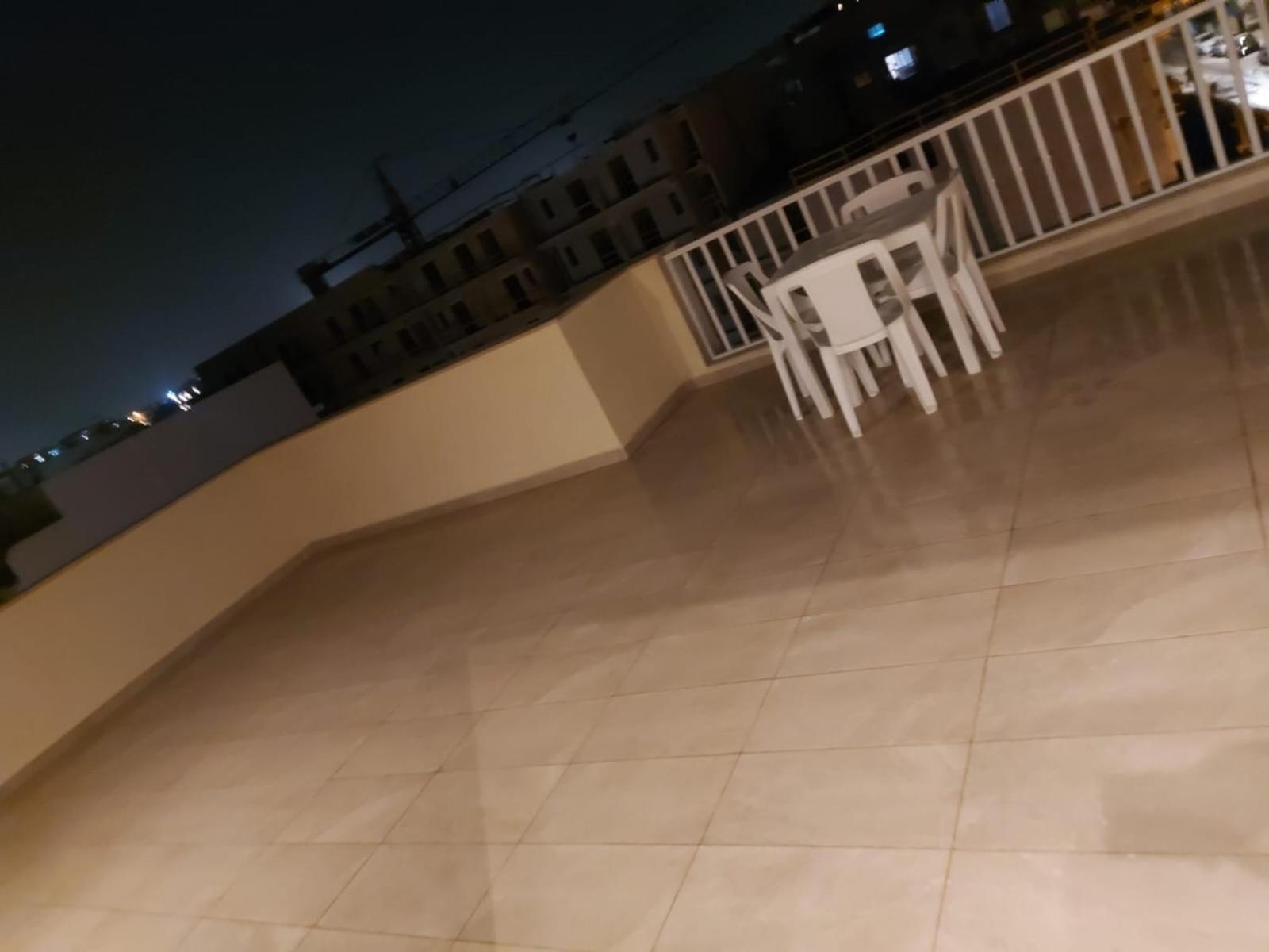 Central Apartment In Swieqi Is-Swieqi Esterno foto